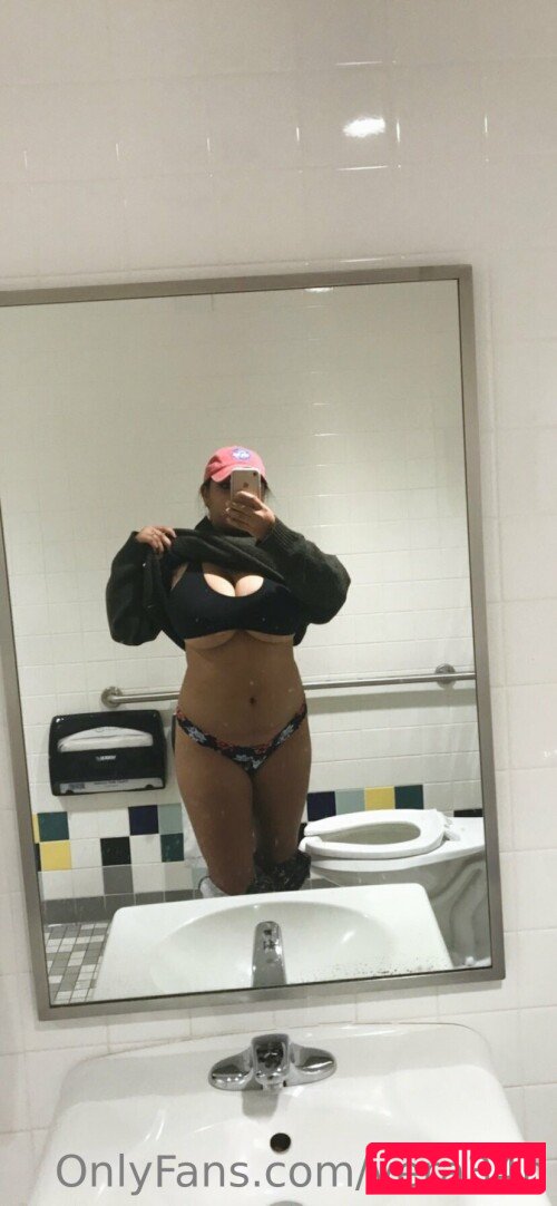 Vera Ewing / Vera34H Nude Onlyfans Photo 17