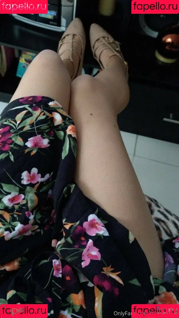 Yuwummie Onlyfans Photo Gallery 
