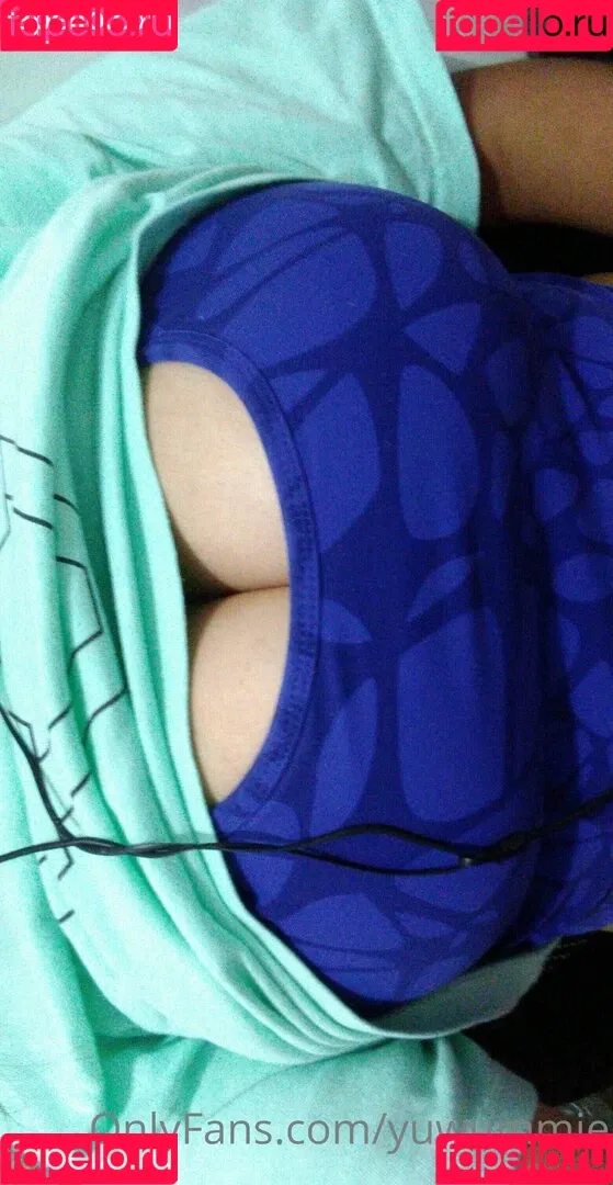 Yuwummie Onlyfans Photo Gallery 