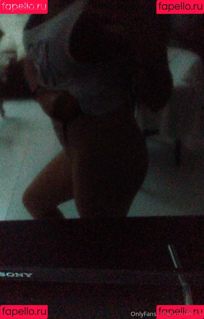 Yuwummie Onlyfans Photo Gallery 