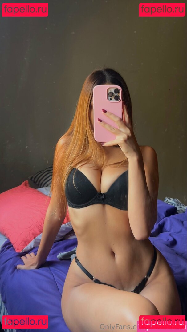 NoWillingness3101 / foxylatin / goddessjuliett Onlyfans Photo Gallery 