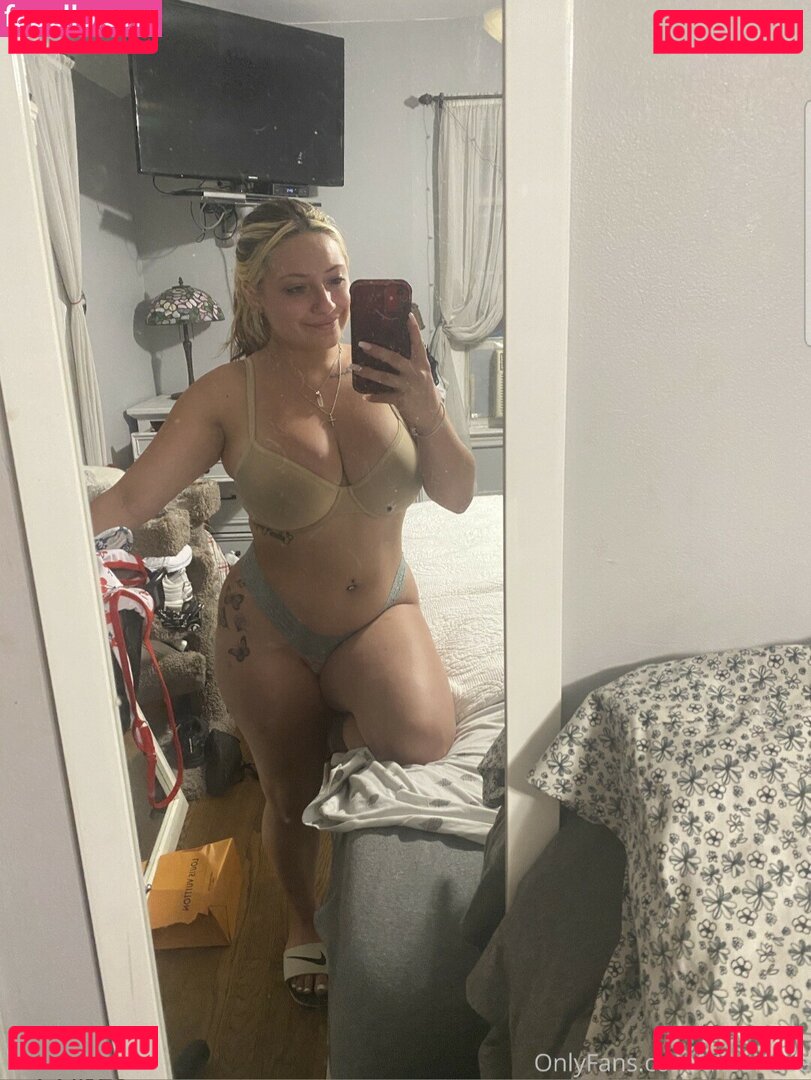 alicortese / alicortese__ Onlyfans Photo Gallery 