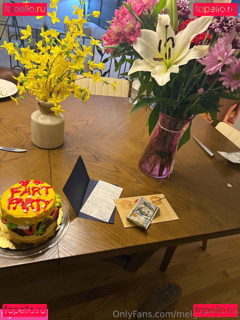 melgotthemilk / mindthemilk Onlyfans Photo Gallery 