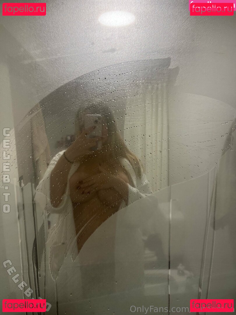 Cuteemaa / emma.daisyy / prettiestemmaa Onlyfans Photo Gallery 