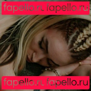 monicabellucciofficiel / monikabeluci Onlyfans Photo Gallery 