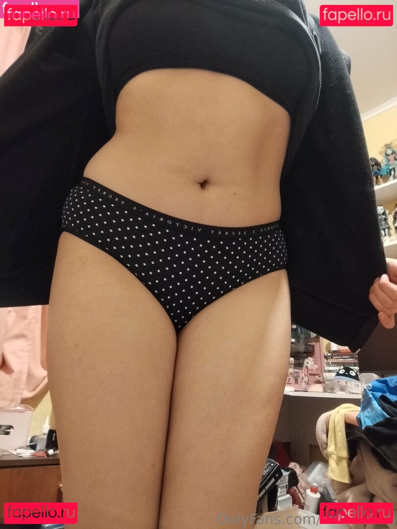 innluu / innuvukuu Onlyfans Photo Gallery 