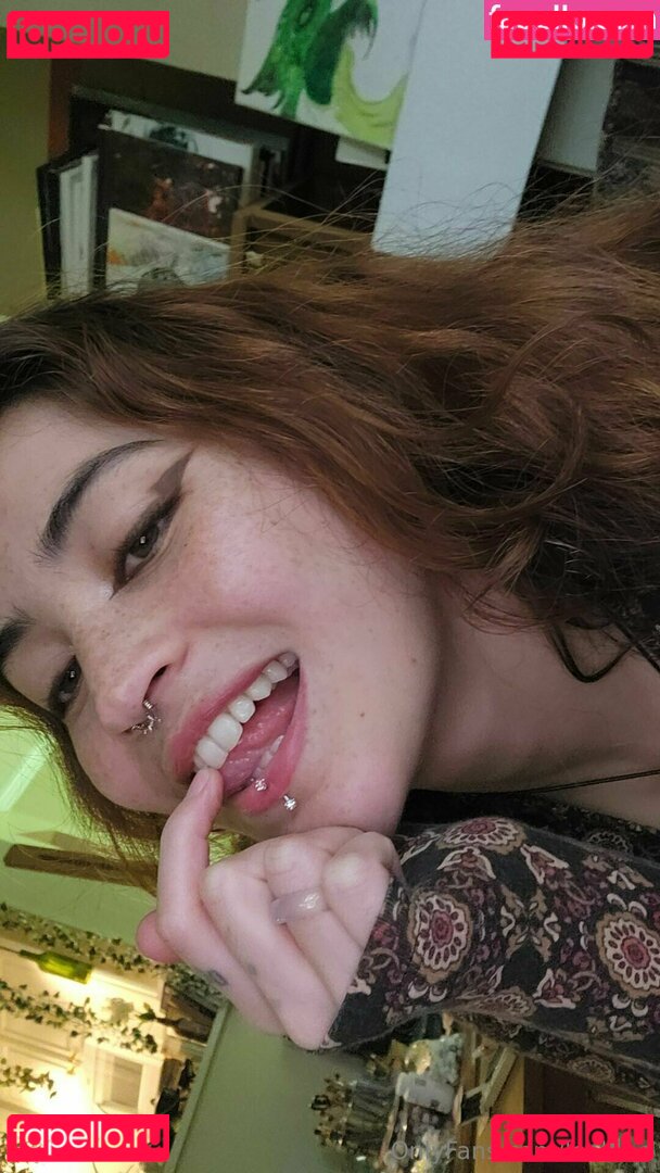 lealeone_ / lealone Onlyfans Photo Gallery 