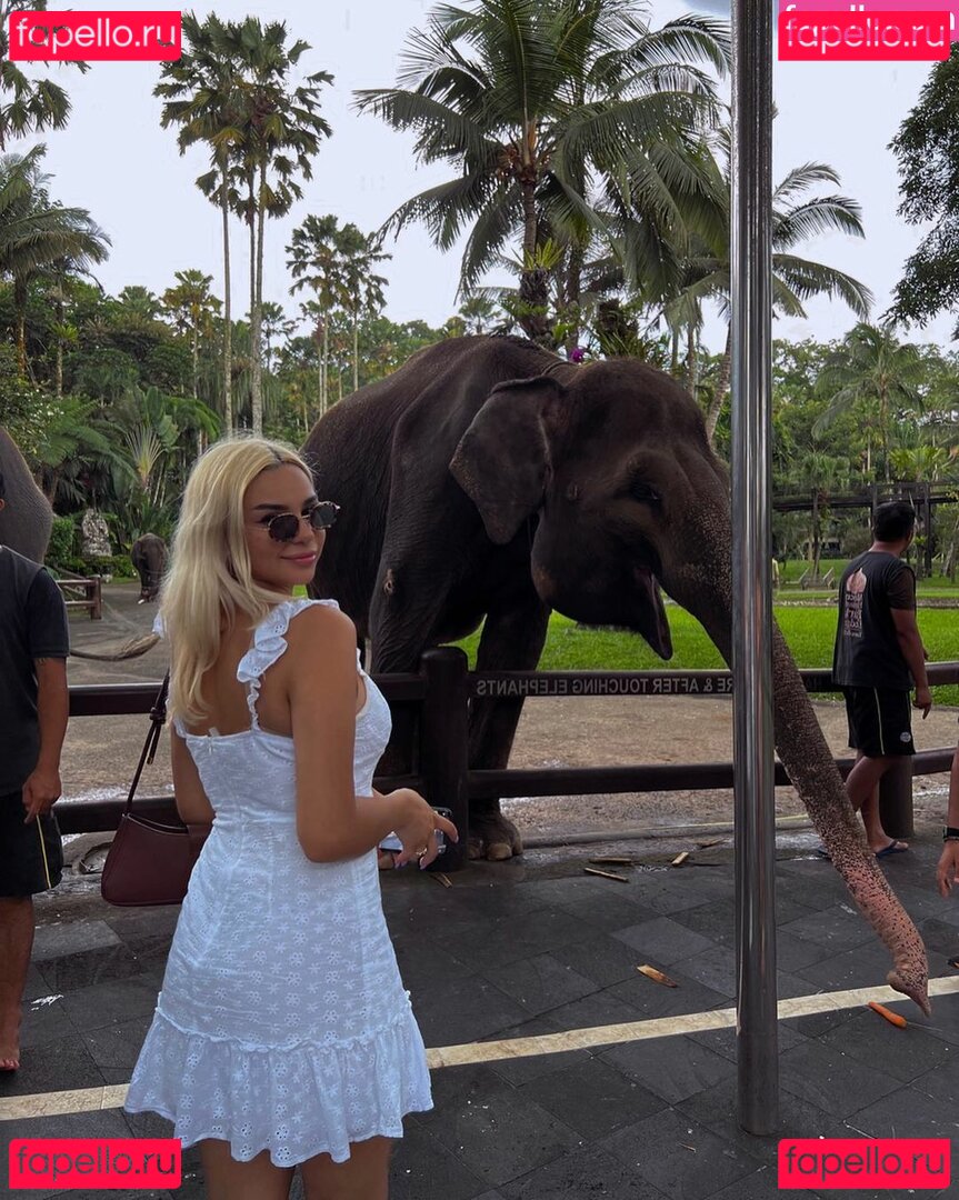 Helenqueen / helenowen Onlyfans Photo Gallery 