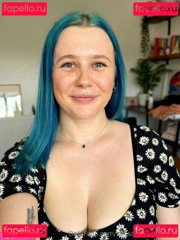 ava-evans / shesdrinkingcoffee Onlyfans Photo Gallery 