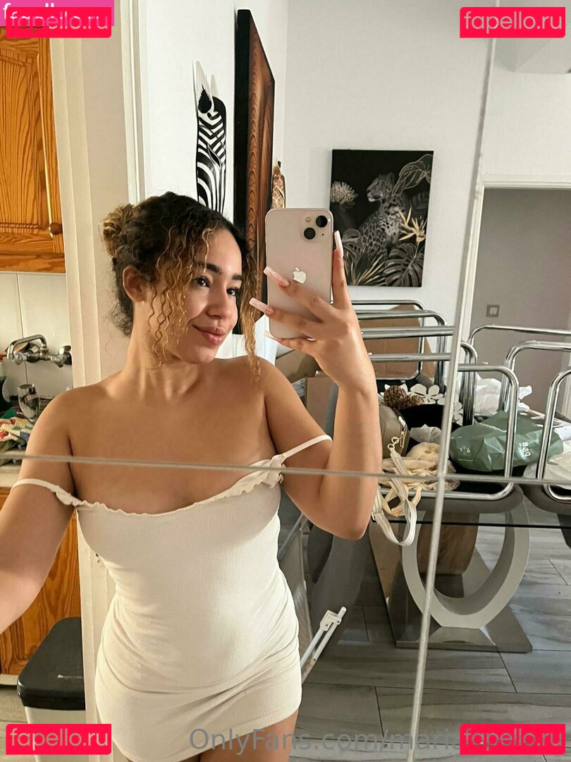 mariacabello / myrnscabello Onlyfans Photo Gallery 