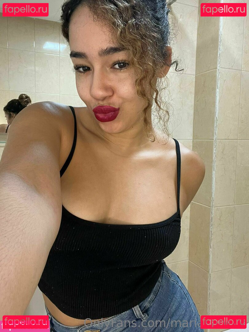mariacabello / myrnscabello Onlyfans Photo Gallery 