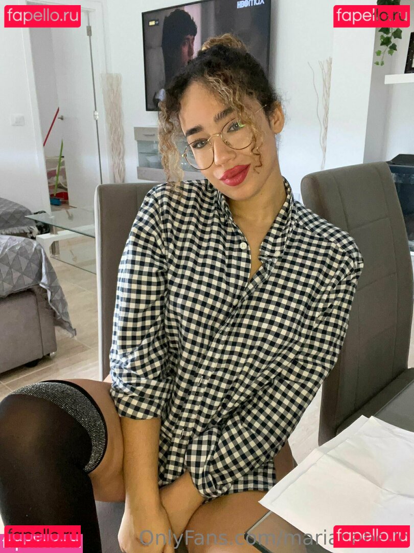 mariacabello / myrnscabello Onlyfans Photo Gallery 