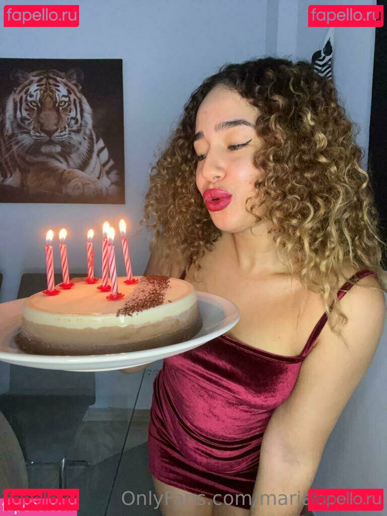 mariacabello / myrnscabello Onlyfans Photo Gallery 