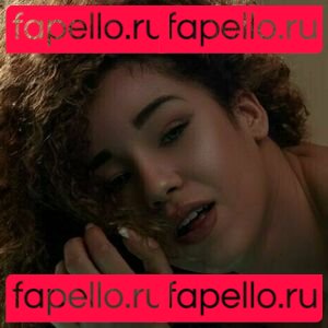 mariacabello / myrnscabello Onlyfans Photo Gallery 