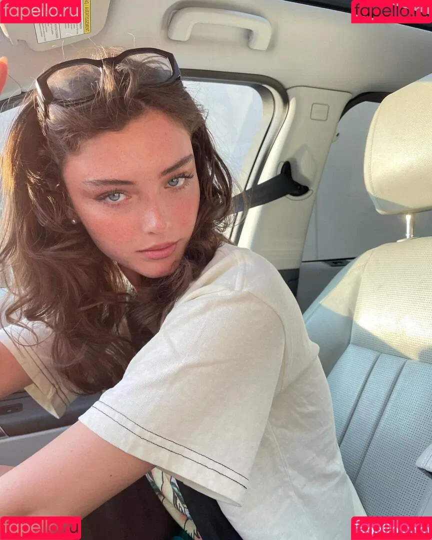 Sydney Melman Onlyfans Photo Gallery 