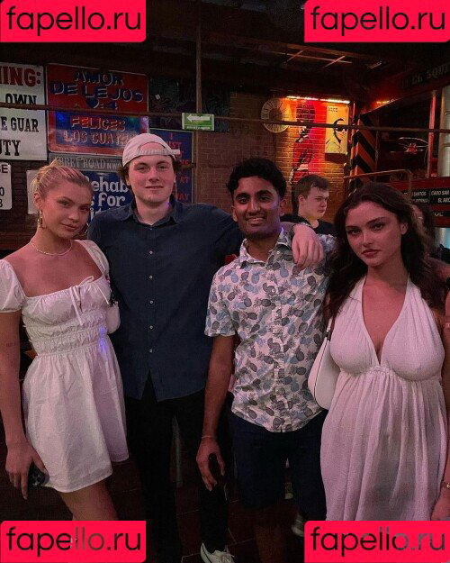 Sydney Melman Onlyfans Photo Gallery 