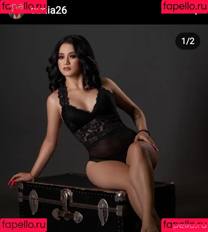 Txmia26-IG Onlyfans Photo Gallery 