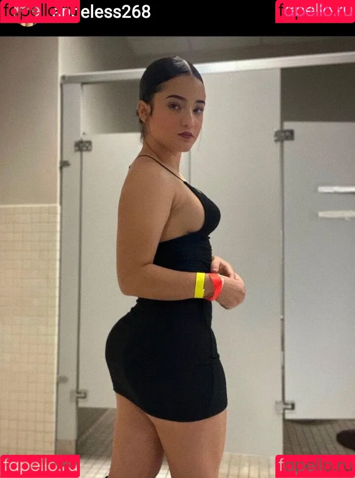 Txmia26-IG Onlyfans Photo Gallery 