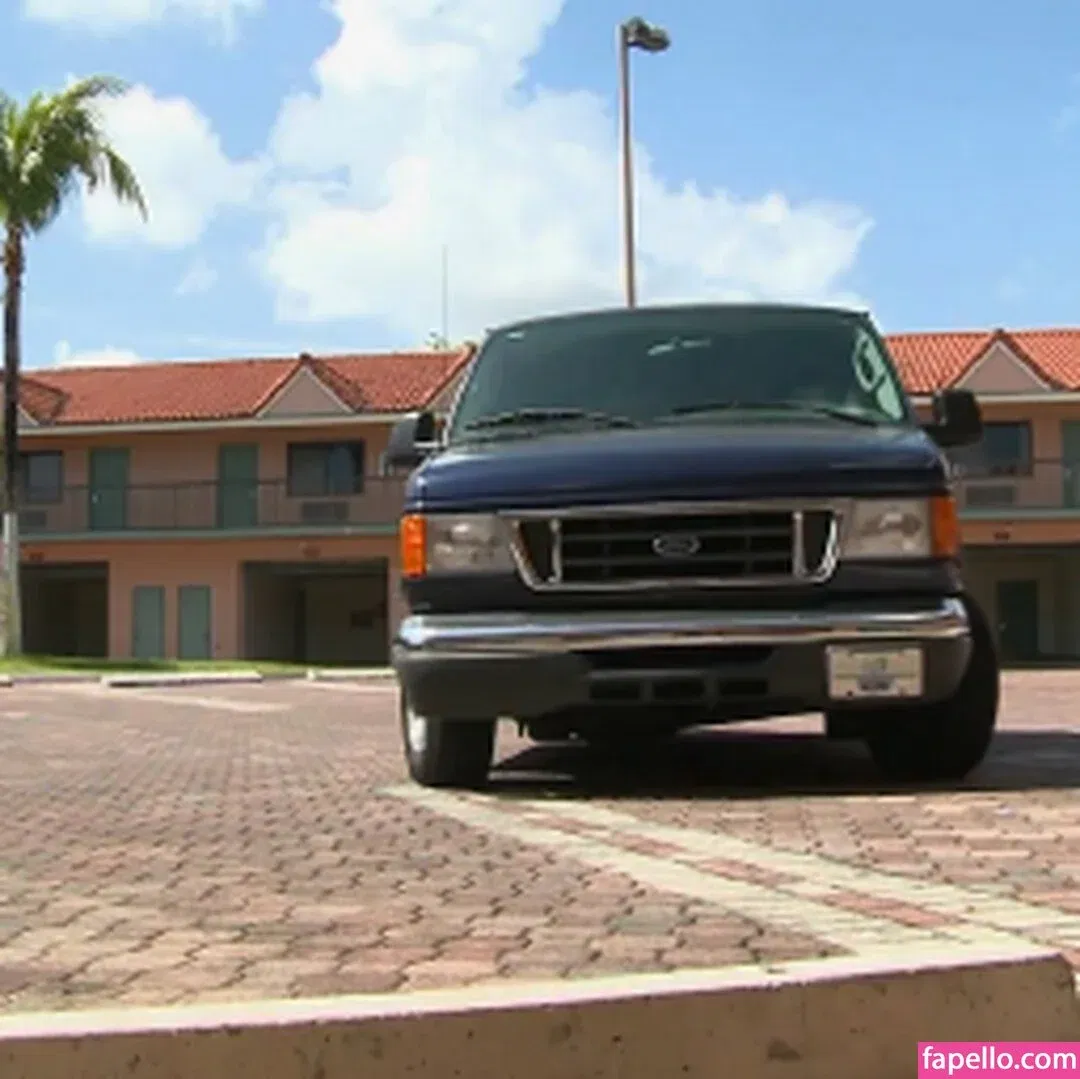 Txmia26-IG Onlyfans Photo Gallery 