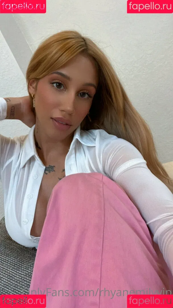 emilyywild1 Onlyfans Photo Gallery 