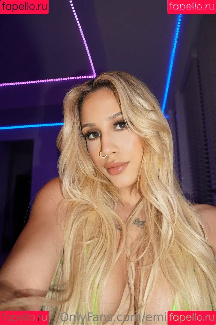 emilyywild1 Onlyfans Photo Gallery 