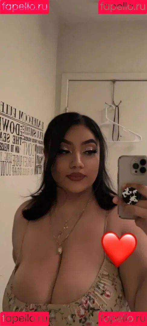 Lawhora Onlyfans Photo Gallery 