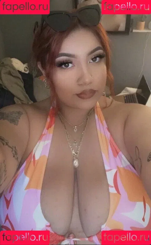 Lawhora Onlyfans Photo Gallery 
