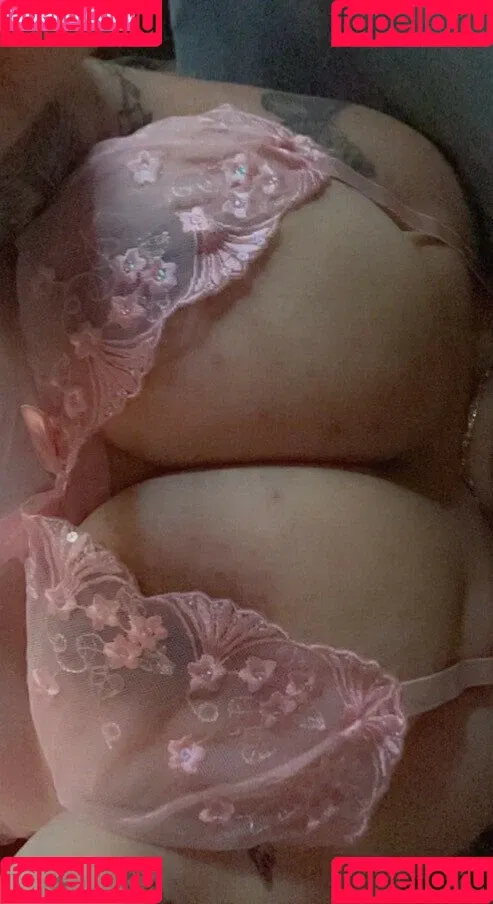 Lawhora Onlyfans Photo Gallery 