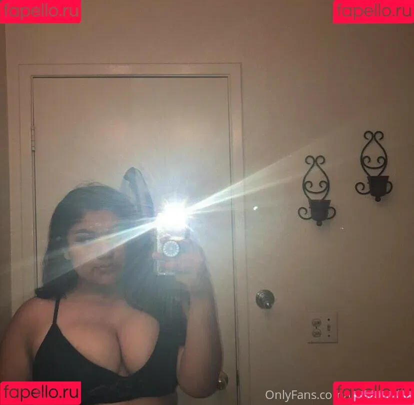 Lawhora Onlyfans Photo Gallery 