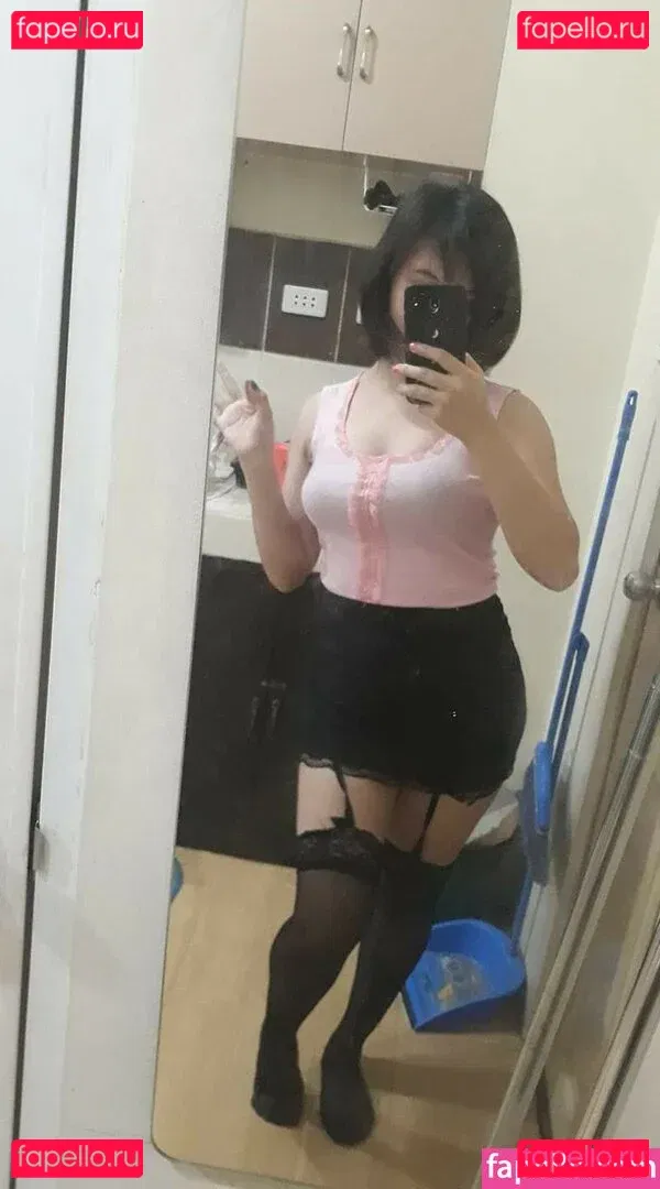 Hana Onlyfans Photo Gallery 