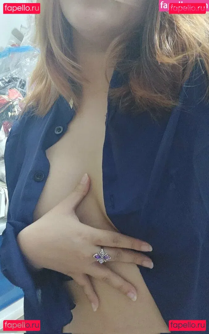 Hana Onlyfans Photo Gallery 