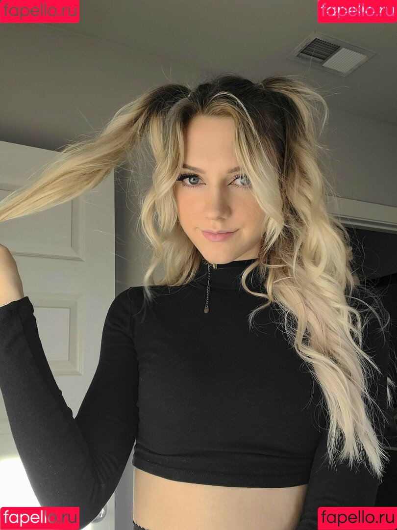 Kimmee Onlyfans Photo Gallery 