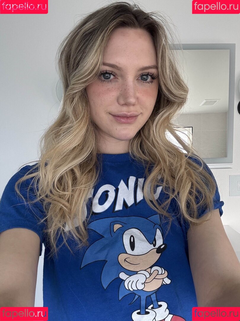 Kimmee Onlyfans Photo Gallery 