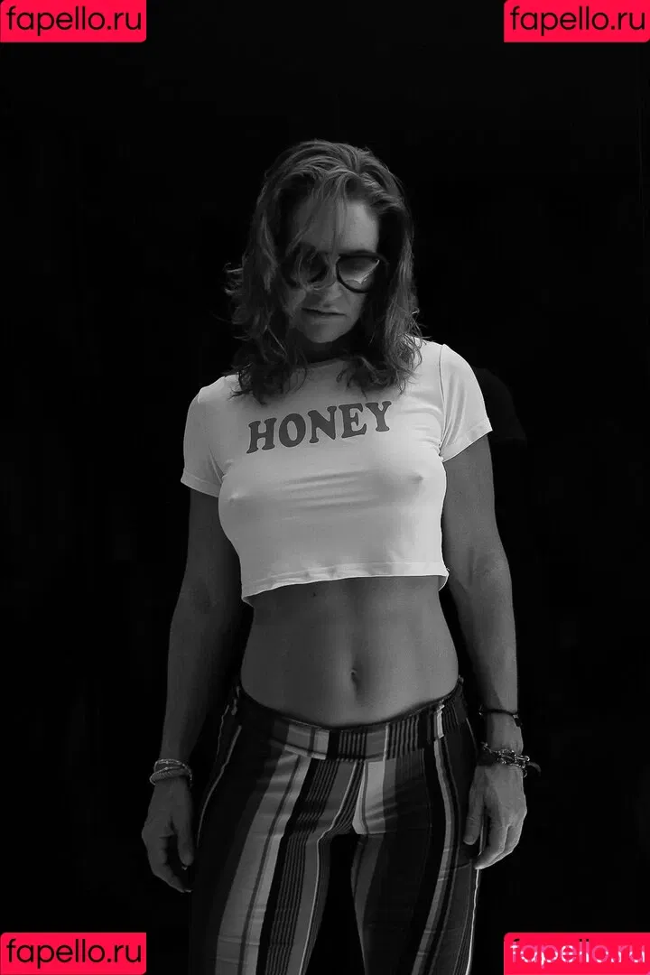 Midwestgirl84 Onlyfans Photo Gallery 