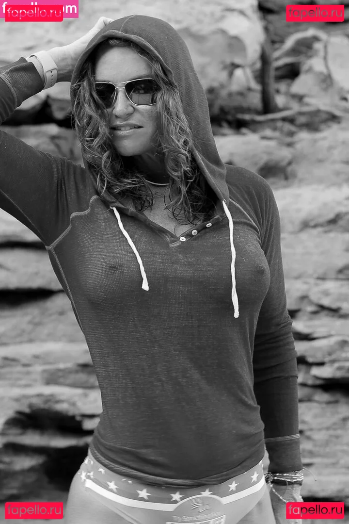 Midwestgirl84 Onlyfans Photo Gallery 