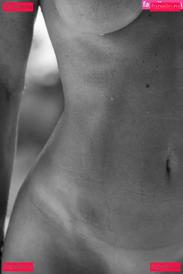 Midwestgirl84 Onlyfans Photo Gallery 