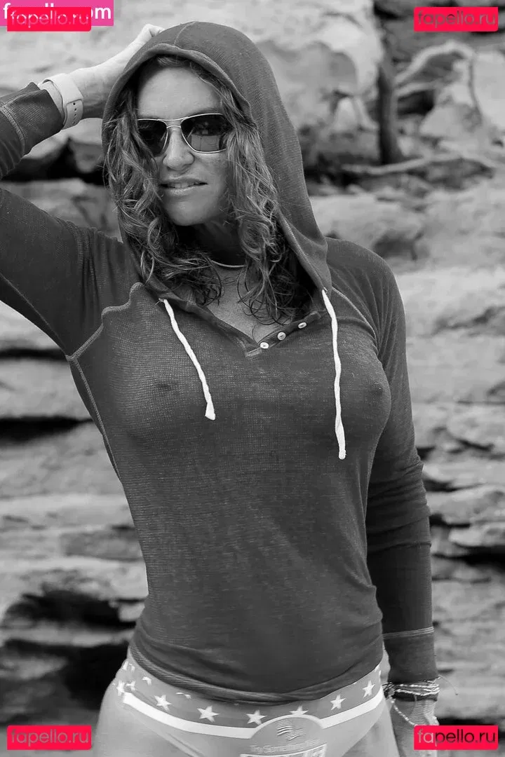 Midwestgirl84 Onlyfans Photo Gallery 