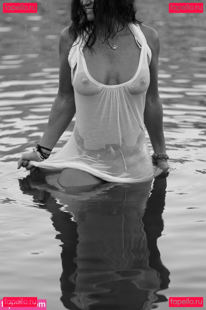 Midwestgirl84 Onlyfans Photo Gallery 