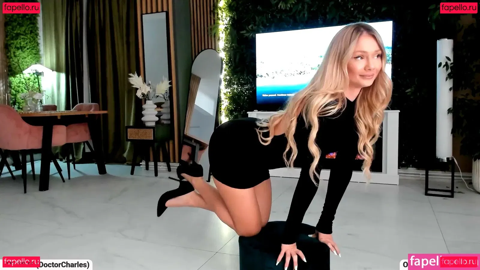 Yveline Onlyfans Photo Gallery 