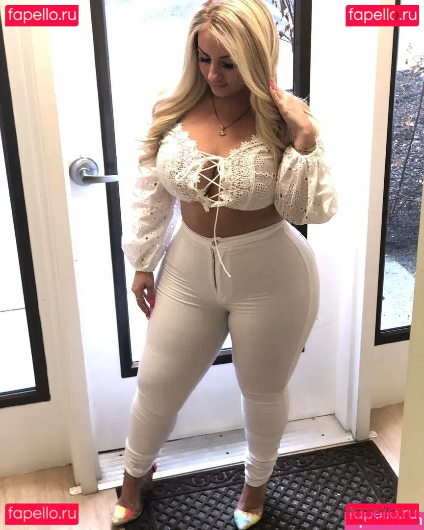 Ivoryyyyy Onlyfans Photo Gallery 