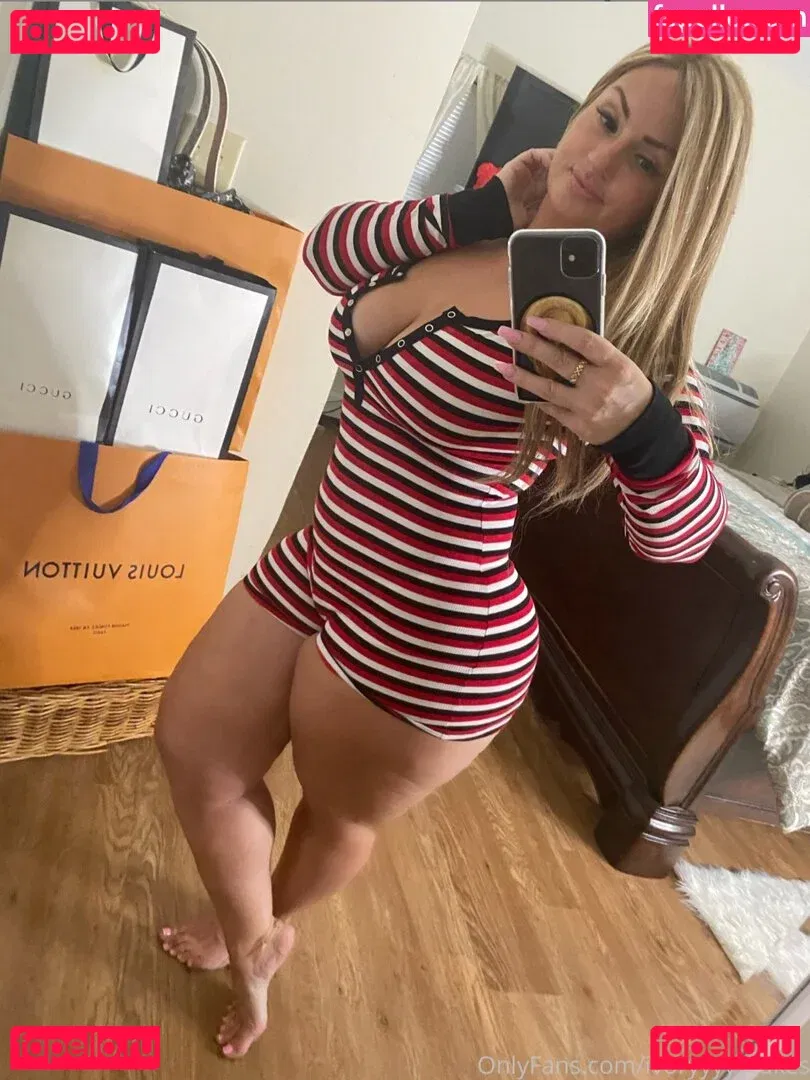 Ivoryyyyy Onlyfans Photo Gallery 