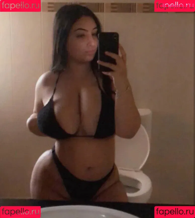Sibel T Onlyfans Photo Gallery 