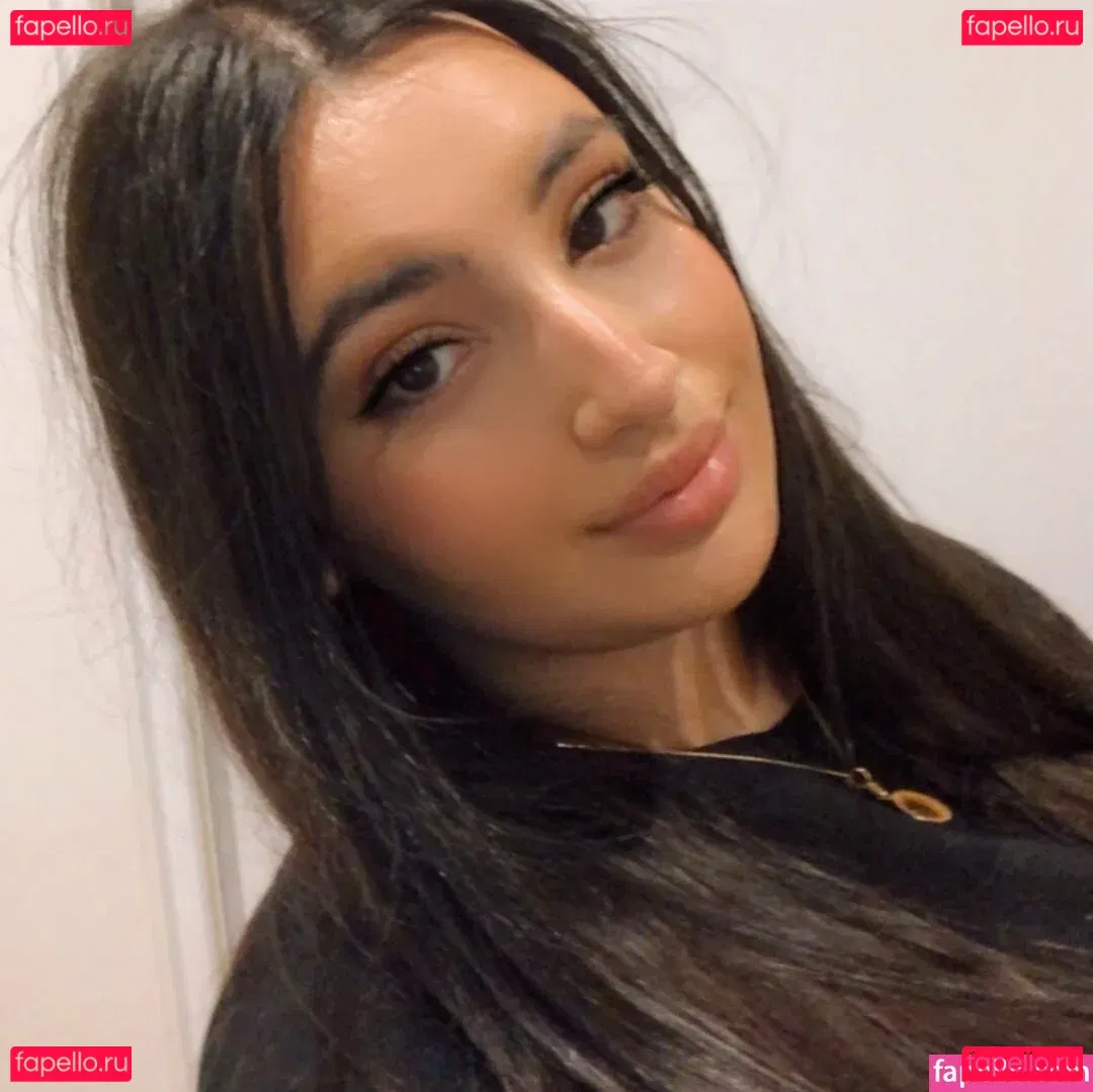 Sibel T Onlyfans Photo Gallery 