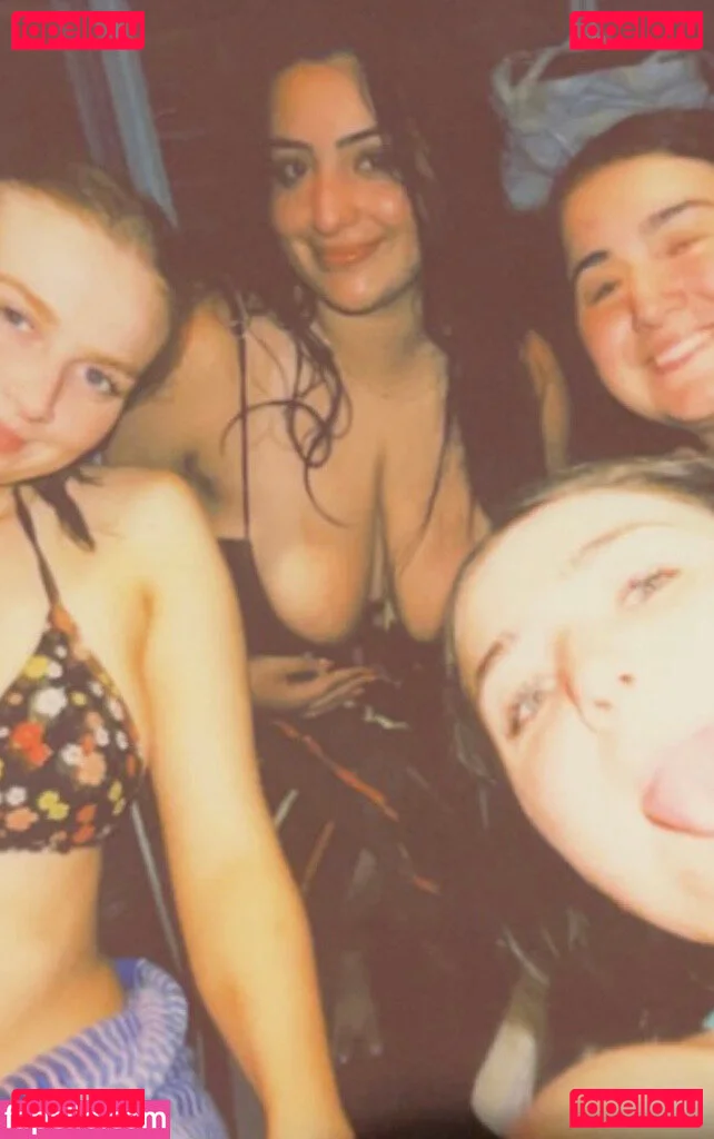 Sibel T Onlyfans Photo Gallery 