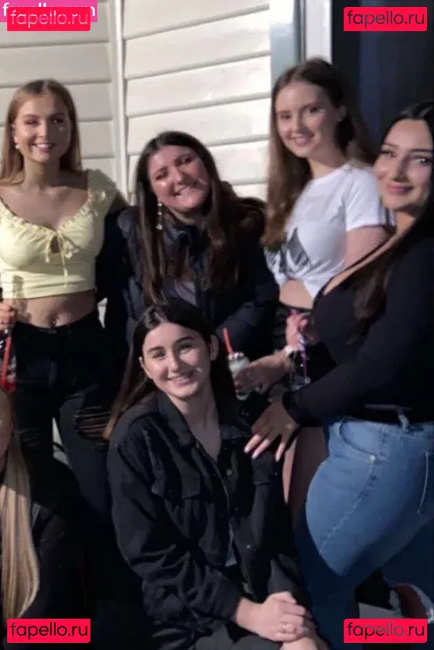 Sibel T Onlyfans Photo Gallery 