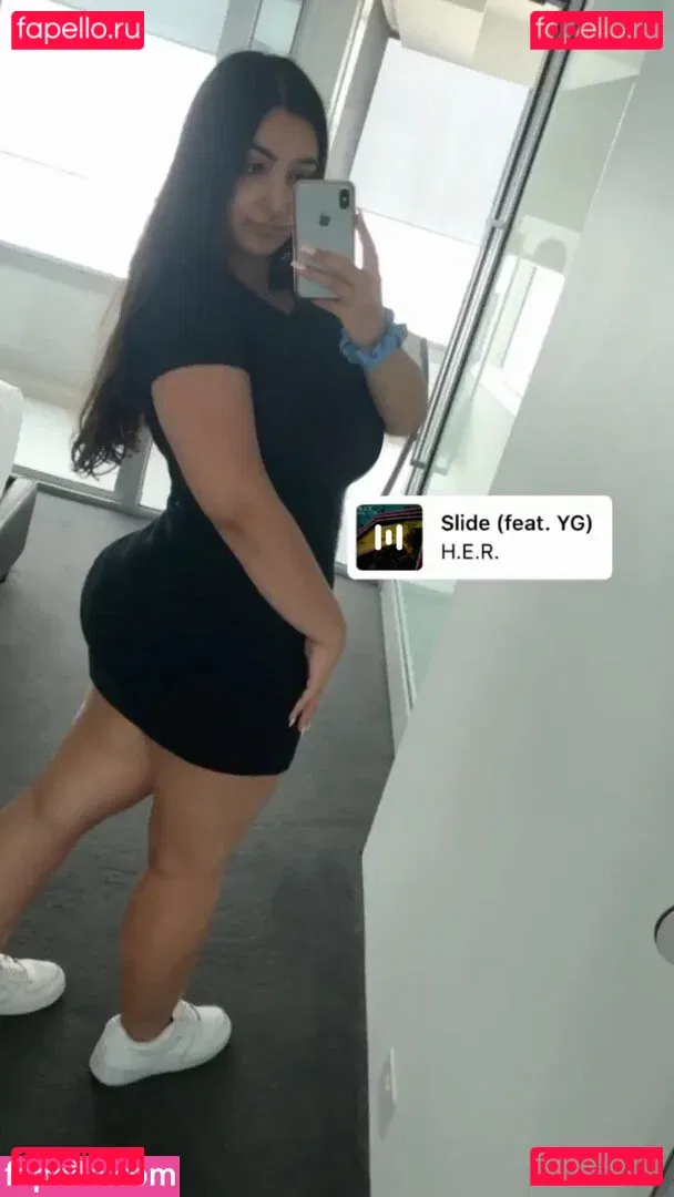 Sibel T Onlyfans Photo Gallery 