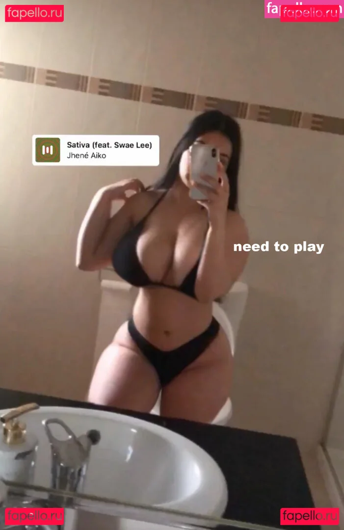 Sibel T Onlyfans Photo Gallery 