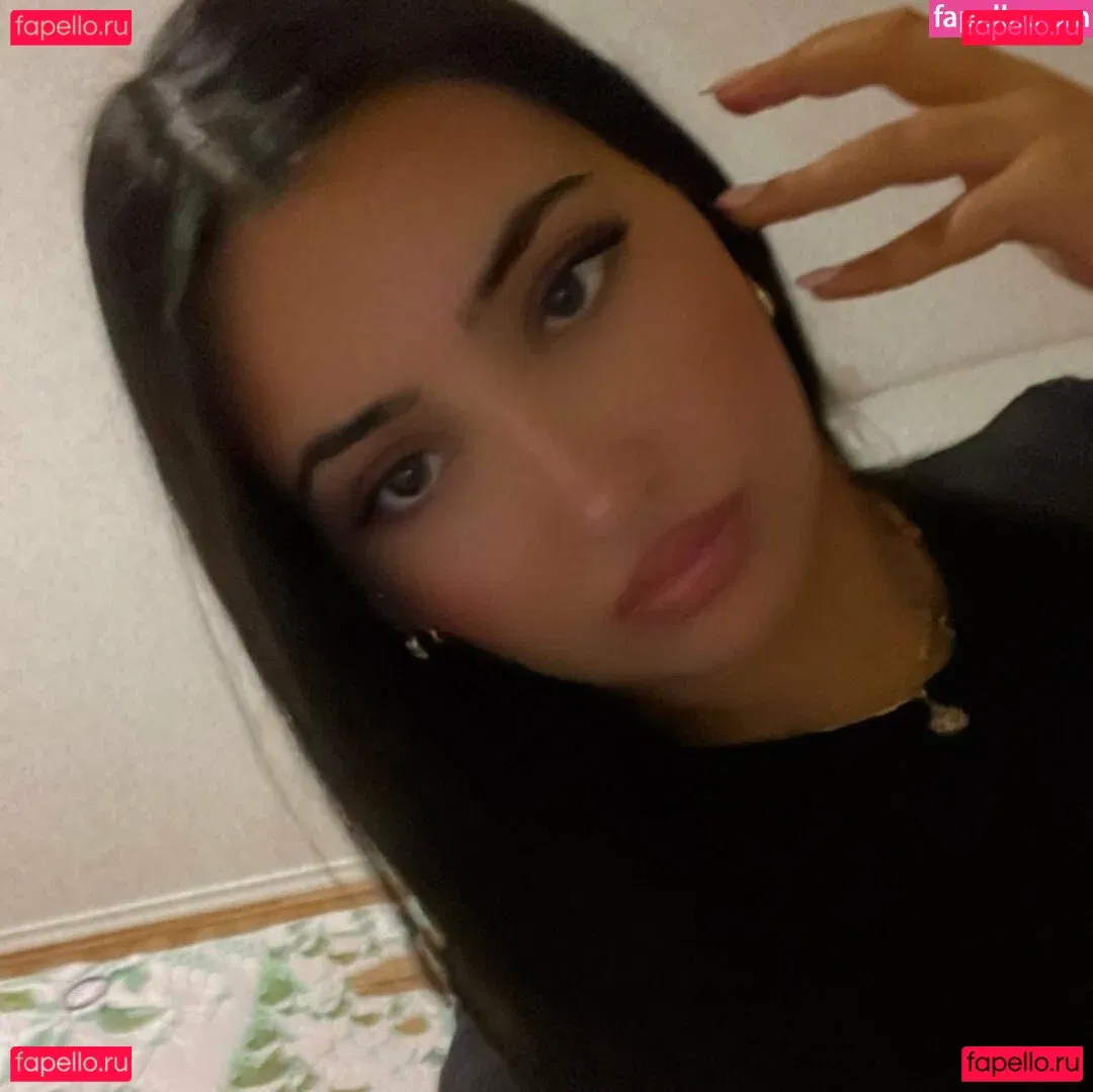 Sibel T Onlyfans Photo Gallery 