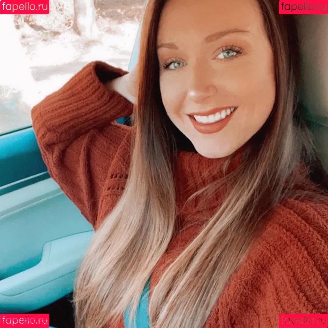 Emily James Onlyfans Photo Gallery 