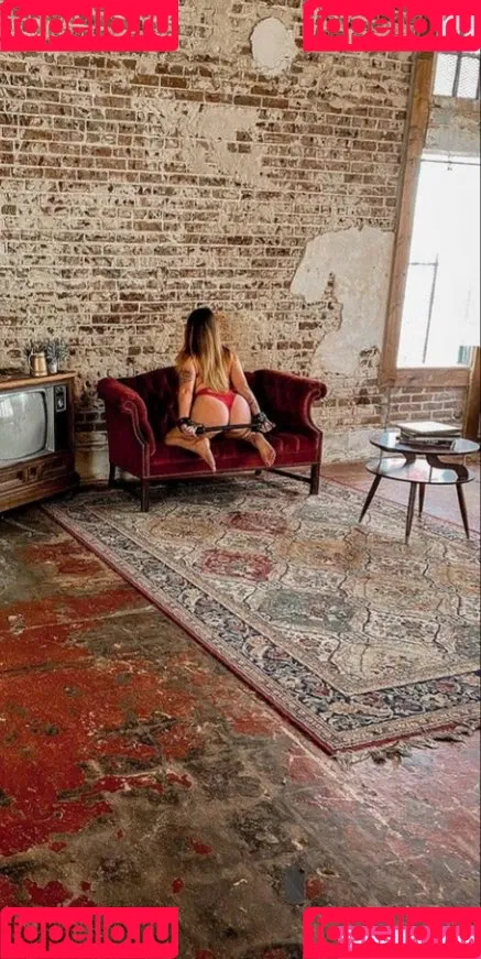 Emily James Onlyfans Photo Gallery 
